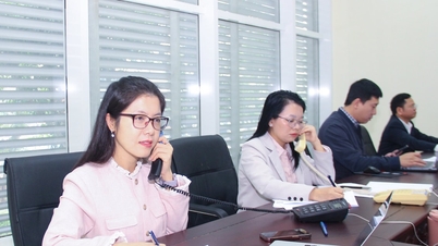 Nghe An Provincial People's Council کے 35ویں اجلاس میں 20 ووٹرز نے آن لائن فون کالز کے ذریعے اپنی رائے پیش کی۔