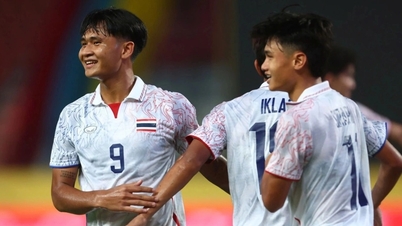 تايلاند تحت 22 سنة 0-0 سنغافورة تحت 22 سنة (الشوط الأول): الباب مفتوح على مصراعيه للتأهل إلى الدور التالي.