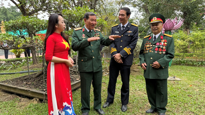 انتقال خاطرات، زنده نگه داشتن شعله سنت.