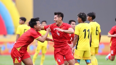 ویتنام U22 نے ملائیشیا U22 پر غالب فتح کے بعد سیمی فائنل میں جگہ بنا لی۔