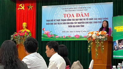 Discutir soluciones para educar a los estudiantes sobre los valores del patrimonio cultural del Altiplano Central en las escuelas secundarias.