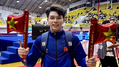 អត្តពលិក​វៀតណាម​ដែល​ឈ្នះ​មេដាយ​មាស​ស៊ីហ្គេម​៣​គ្រឿង​បង្ហាញ​ភាព​ចៃដន្យ​គួរ​ឲ្យ​កត់​សម្គាល់។