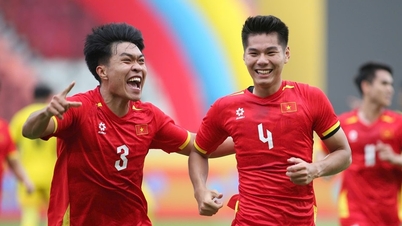 De twee halvefinalewedstrijden voor het voetbaltoernooi voor mannen op de SEA Games 33 zijn bekend: tegen wie speelt Vietnam U22?