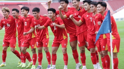 Thủ tướng Phạm Minh Chính chúc mừng tuyển U22 Việt Nam và đội bóng đá nữ