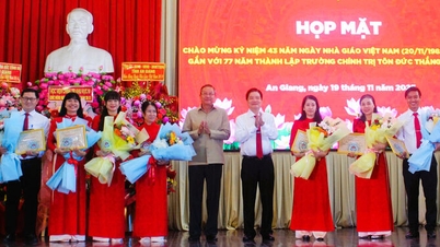 Menegaskan status sebagai sekolah Partai teladan.