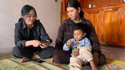 អត្ថប្រយោជន៍ទ្វេដងនៃការកាត់បន្ថយភាពក្រីក្រផ្នែកព័ត៌មាន។