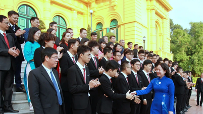2025년 국제 올림피아드 및 과학기술 경시대회에서 수상한 학생들을 만나 축하하는 자리였습니다.