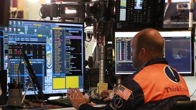 Американські акції продемонстрували неоднозначну динаміку після рішення ФРС щодо процентної ставки.