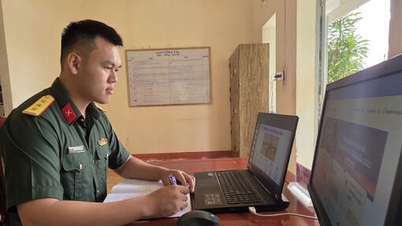 एक अनुकरणीय और नवोन्मेषी कंपनी कमांडर।