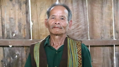 Fader Yens klasserom i hjertet av Tra Van-skogen.