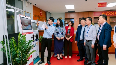 Viet Hung Bölgesi, çevrimiçi kamu hizmetlerini desteklemek amacıyla akıllı kiosk modelini hayata geçirdi.