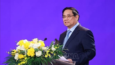 ファム・ミン・チン首相が第11回国家対外情報表彰式に出席