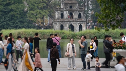 Hướng dẫn trải nghiệm trọn vẹn Techfest 2025 tại phố đi bộ Hồ Gươm