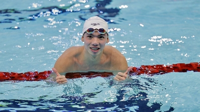 تیراک Huy Hoang نے 33ویں SEA گیمز میں ڈبل گولڈ میڈل جیتنے کا کام مکمل کیا۔