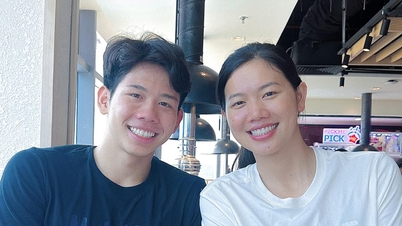 Ань Вьен произносит трогательные слова после исторической победы своего младшего брата Куанг Тхуана на Играх Юго-Восточной Азии, где он завоевал золотую медаль.