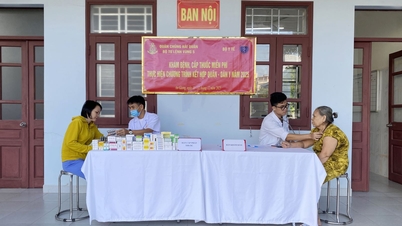 Plus de 300 soldats blessés et anciens combattants ont bénéficié d'examens médicaux et de médicaments gratuits de la part de la 5e région navale.