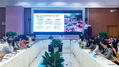 Поиск устойчивых решений для развития туристических продуктов на основе традиционных ремесленных деревень.