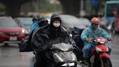 Πρόγνωση καιρού σήμερα (13 Δεκεμβρίου): Έρχεται ψυχρή αέρια μάζα, έντονες βροχοπτώσεις στο Βόρειο Βιετνάμ και το Χουέ.