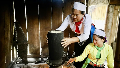 Perayaan Com De tradisional yang unik.