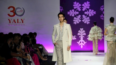 Yaly Couture, "Miras Koleksiyonu" adlı moda koleksiyonunu sunuyor.