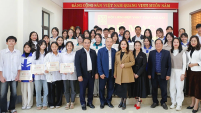 ជាកន្លែងលេងសម្រាប់យុវជនដែលស្រឡាញ់អក្សរសាស្ត្រ និងសិល្បៈ។