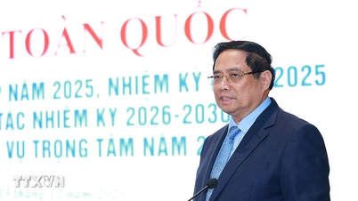 Prim-ministrul: Trecerea de la „guvernare prin lege” la „construirea de instituții pentru dezvoltare”