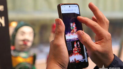 Odkryj teatr lalek wodnych przez pryzmat rzeczywistości rozszerzonej na wystawie „RZECZYWISTA RZECZYWISTOŚĆ WODY”.