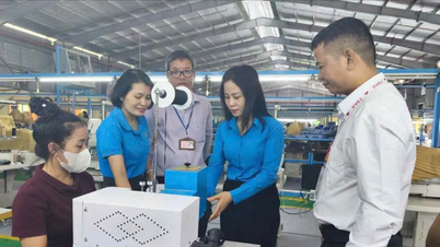 Consolidarea rolului sindicatelor în construirea unei clase muncitoare moderne.