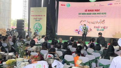 "ទិវា​ញ៉ាំ​ផូ"៖ ផូ​រាប់ពាន់​ចាន​ដ៏​ឈ្ងុយឆ្ងាញ់​កំពុង​រង់ចាំ​អ្នក​ទទួលទាន​អាហារ រួម​ជាមួយ​ព្រឹត្តិការណ៍​គួរ​ឲ្យ​រំភើប​ផងដែរ។