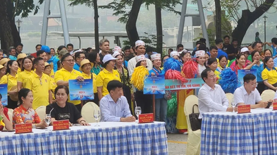 Ceremonia de deschidere a Festivalului Sportiv al Fermierilor din Ho Și Min 2025