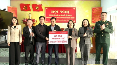 ຄະນະຜູ້ແທນສະພາແຫ່ງຊາດຊຸດທີ 15 ຂອງແຂວງໄດ້ພົບປະກັບຜູ້ມີສິດເລືອກຕັ້ງຫຼັງຈາກກອງປະຊຸມສະໄໝທີ 10.