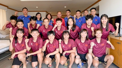 Liderul echipei, Nguyen Hong Minh, „aprinde” lotul feminin de futsal din Vietnam.