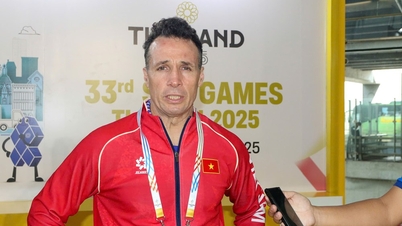 کوچ ڈیاگو Giustozzi اپنے تمغے کا رنگ بدلنے کے مقصد کے ساتھ ویتنامی فٹسال ٹیم کے حوصلے بڑھا رہے ہیں۔