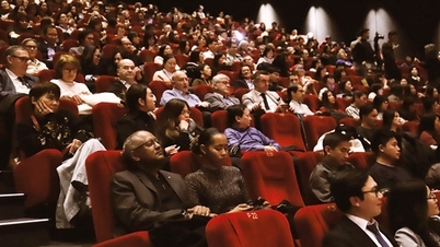 প্যারিসে অনুষ্ঠিত ভিয়েতনাম চলচ্চিত্র সপ্তাহে ফ্রান্স এবং অন্যান্য ২০টি দেশের ৬,০০০ এরও বেশি দর্শক অংশগ্রহণ করেছিলেন।