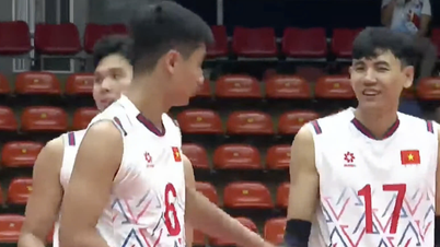 Het Vietnamese herenvolleybalteam kende een vlotte start: ze wonnen snel met 3-0 van Laos.