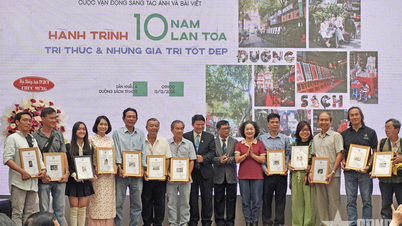 ស្លាកស្នាមវប្បធម៌នៃផ្លូវសៀវភៅនៃទីក្រុងហូជីមិញតាមរយៈកែវថត។