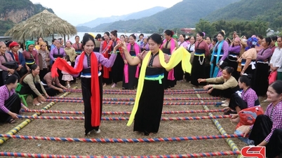 뚜옹하 면의 문화, 스포츠 및 관광 진흥 축제 기간 동안 흥미진진한 행사들이 펼쳐졌습니다.