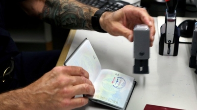 ໜັງສືຜ່ານແດນທີ່ 'ອ່ອນແອ': ລາຄາທີ່ເຊື່ອງໄວ້ຢູ່ເບື້ອງຫຼັງການເດີນທາງໄປຕ່າງປະເທດທຸກໆຄັ້ງ.