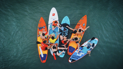 Let's go paddleboarding (SUP) on Ha Long Bay this weekend!