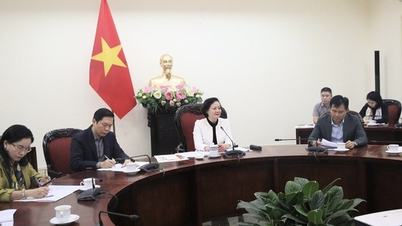 Η έκθεση που παρουσίαζε τα κοινωνικοοικονομικά επιτεύγματα 40 ετών μεταρρυθμίσεων οργανώθηκε με αξιοπρεπή, σύγχρονο τρόπο, που αρμόζει σε ένα σημαντικό πολιτικό γεγονός.