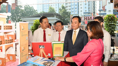 Συνεχίζοντας την ιδεολογία του Χο Τσι Μινχ στην ψηφιακή εποχή.