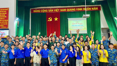 پیوند دلگرم‌کننده بین سربازان و غیرنظامیان در میان باران و باد سون هوا.