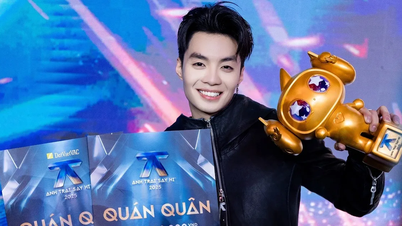 Sang saudara yang mengucapkan "hai" itu kemudian mengungkapkan dirinya sebagai juara, dan menerima hadiah spesial.