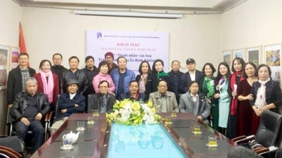 Organização de um acampamento de criação literária e artística sobre Trạng Trình Nguyễn Bỉnh Khiêm