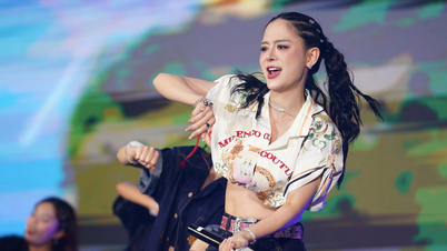 Фанаты, несмотря на дождь, устроили безудержную вечеринку на уникальном музыкальном фестивале.