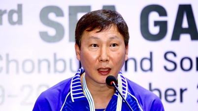 Coach Kim Sang Sik: Vietnam U22 will fight with all their might to win against the Philippines.