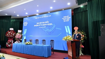 Pan Vuong Bich Thang został ponownie wybrany na stanowisko przewodniczącego Wietnamskiego Stowarzyszenia Sportów Motorowych.