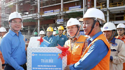 Söker feedback från fackmedlemmar och arbetstagare om utkastet till stadga för Vietnams fackförening (ändrat)