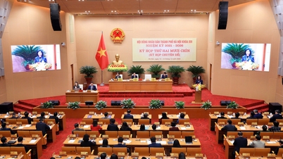 ສະພາປະຊາຊົນນະຄອນຮ່າໂນ້ຍພິຈາລະນາ ແລະ ຮັບຮອງເອົາມະຕິສຳຄັນຕ່າງໆ.