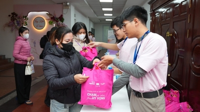 경제적으로 어려운 여성들에게 2,000건 이상의 암 검진을 기증했습니다.